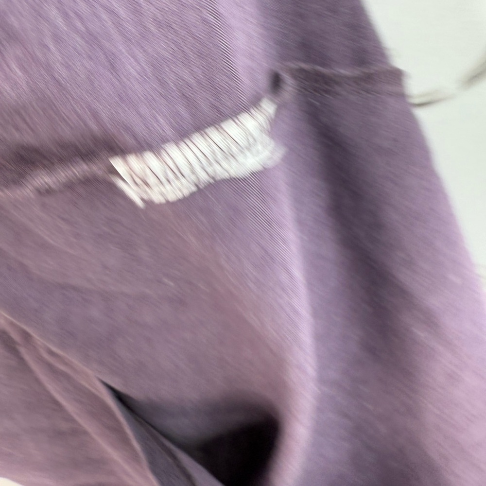 Tentree T-shirt feather ombré top feather design Purple T-Shirt comfy - Picture 10 of 12